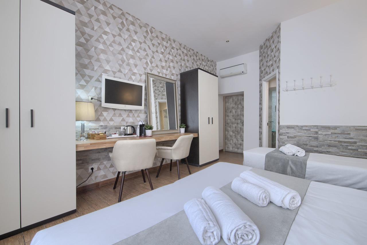 Domus Pietro Inn Roma Dış mekan fotoğraf