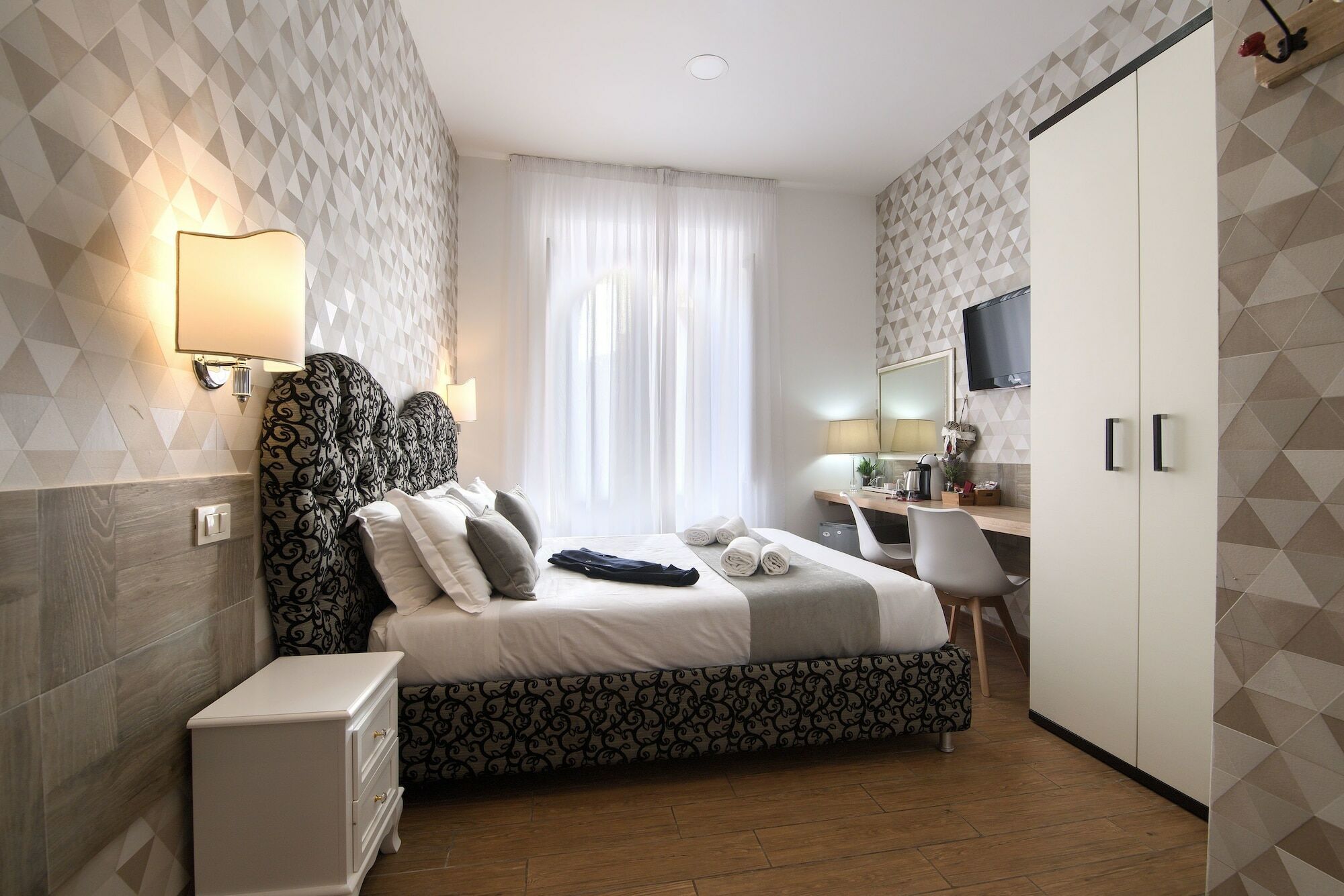 Domus Pietro Inn Roma Dış mekan fotoğraf